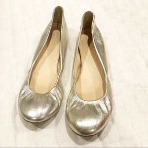 EUC J. Crew Leather Silver Ballet Flats - Size 6
